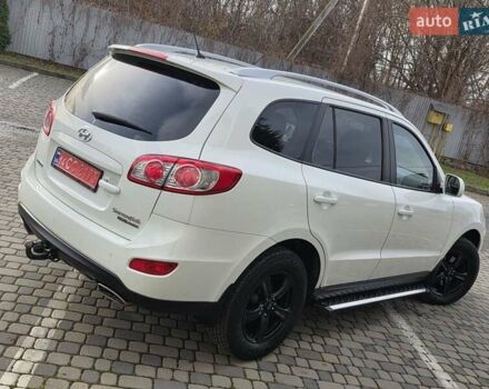 Белый Хендай Санта Фе, объемом двигателя 2.2 л и пробегом 211 тыс. км за 13850 $, фото 20 на Automoto.ua