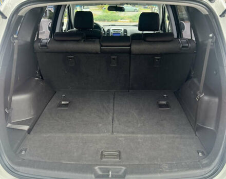 Білий Хендай Санта Фе, об'ємом двигуна 2.2 л та пробігом 178 тис. км за 13499 $, фото 18 на Automoto.ua