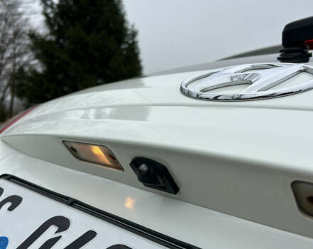 Білий Хендай Санта Фе, об'ємом двигуна 2.2 л та пробігом 183 тис. км за 13800 $, фото 22 на Automoto.ua