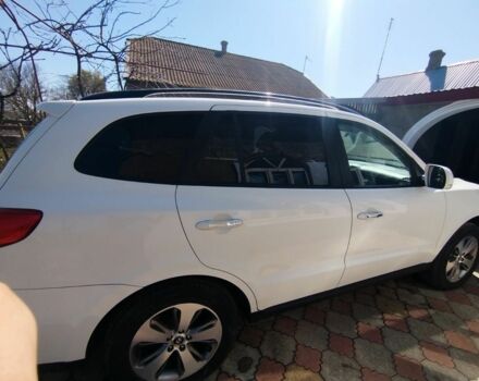 Белый Хендай Санта Фе, объемом двигателя 2.2 л и пробегом 175 тыс. км за 14700 $, фото 2 на Automoto.ua