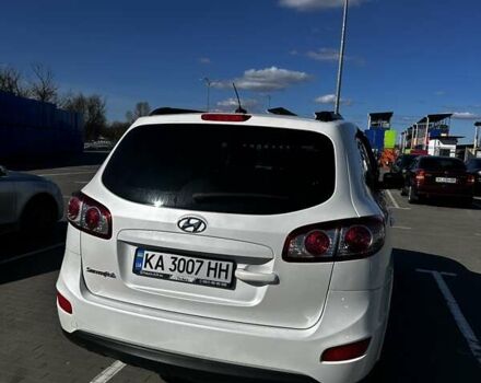 Белый Хендай Санта Фе, объемом двигателя 2.4 л и пробегом 150 тыс. км за 12500 $, фото 14 на Automoto.ua