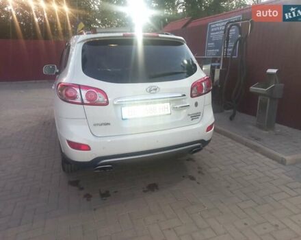 Белый Хендай Санта Фе, объемом двигателя 2.2 л и пробегом 196 тыс. км за 13900 $, фото 6 на Automoto.ua