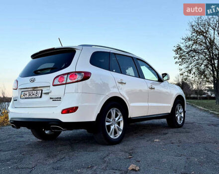 Белый Хендай Санта Фе, объемом двигателя 2.2 л и пробегом 67 тыс. км за 14999 $, фото 16 на Automoto.ua