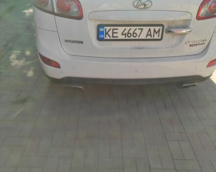 Хендай Санта Фе 2011 в Кривом Роге на Automoto.ua Белый Хендай Санта Фе, объемом двигателя 2.2 л и пробегом 170 тыс. км за 13500 $, фото 2 на Automoto.ua