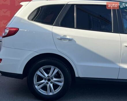 Білий Хендай Санта Фе, об'ємом двигуна 2 л та пробігом 334 тис. км за 11300 $, фото 12 на Automoto.ua