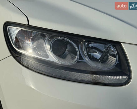 Білий Хендай Санта Фе, об'ємом двигуна 2.2 л та пробігом 196 тис. км за 10999 $, фото 16 на Automoto.ua