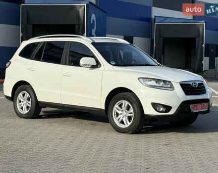 Белый Хендай Санта Фе, объемом двигателя 2.2 л и пробегом 194 тыс. км за 10999 $, фото 6 на Automoto.ua