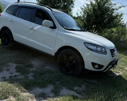 Хендай Санта Фе 2011 в Кременце на Automoto.ua Белый Хендай Санта Фе, объемом двигателя 2.2 л и пробегом 263 тыс. км за 12600 $, фото 3 на Automoto.ua