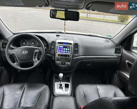 Білий Хендай Санта Фе, об'ємом двигуна 2.2 л та пробігом 183 тис. км за 13800 $, фото 68 на Automoto.ua
