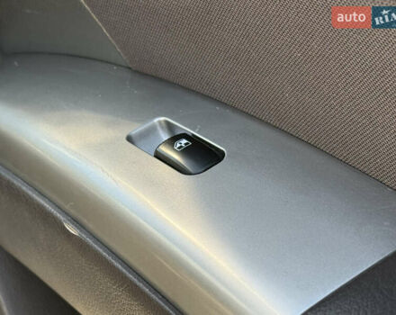 Белый Хендай Санта Фе, объемом двигателя 2.2 л и пробегом 194 тыс. км за 11750 $, фото 45 на Automoto.ua