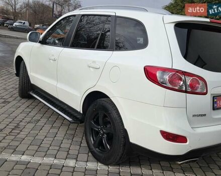 Белый Хендай Санта Фе, объемом двигателя 2.2 л и пробегом 211 тыс. км за 13850 $, фото 19 на Automoto.ua