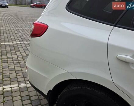 Белый Хендай Санта Фе, объемом двигателя 2.2 л и пробегом 211 тыс. км за 13850 $, фото 32 на Automoto.ua