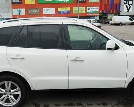 Белый Хендай Санта Фе, объемом двигателя 2.36 л и пробегом 230 тыс. км за 8600 $, фото 8 на Automoto.ua