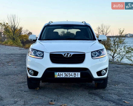 Белый Хендай Санта Фе, объемом двигателя 2.2 л и пробегом 67 тыс. км за 14999 $, фото 7 на Automoto.ua