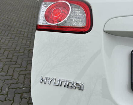 Білий Хендай Санта Фе, об'ємом двигуна 2.2 л та пробігом 183 тис. км за 13800 $, фото 24 на Automoto.ua