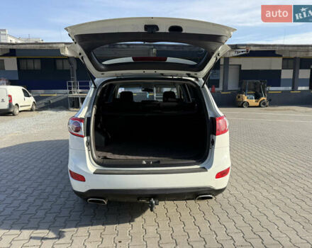 Білий Хендай Санта Фе, об'ємом двигуна 2.2 л та пробігом 196 тис. км за 10999 $, фото 36 на Automoto.ua