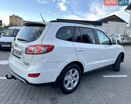 Хендай Санта Фе 2011 в Ивано-Франковске на Automoto.ua Белый Хендай Санта Фе, объемом двигателя 2.2 л и пробегом 298 тыс. км за 10400 $, фото 11 на Automoto.ua