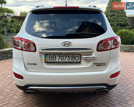 Хендай Санта Фе 2011 у Умани на Automoto.ua Білий Хендай Санта Фе, об'ємом двигуна 2.2 л та пробігом 147 тис. км за 14000 $, фото 13 на Automoto.ua