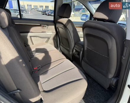 Белый Хендай Санта Фе, объемом двигателя 2.2 л и пробегом 194 тыс. км за 11750 $, фото 40 на Automoto.ua