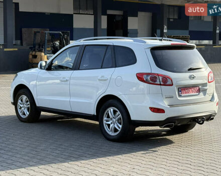 Белый Хендай Санта Фе, объемом двигателя 2.2 л и пробегом 194 тыс. км за 10999 $, фото 12 на Automoto.ua