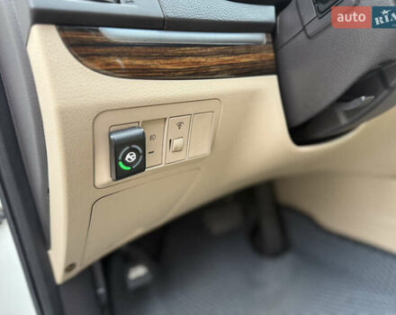 Білий Хендай Санта Фе, об'ємом двигуна 2.4 л та пробігом 98 тис. км за 13500 $, фото 39 на Automoto.ua