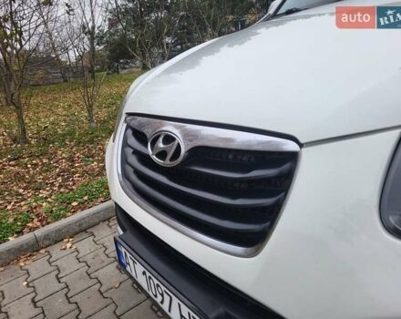 Белый Хендай Санта Фе, объемом двигателя 2.2 л и пробегом 298 тыс. км за 12700 $, фото 8 на Automoto.ua
