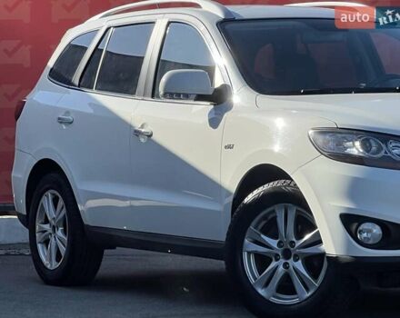 Білий Хендай Санта Фе, об'ємом двигуна 2 л та пробігом 334 тис. км за 11300 $, фото 8 на Automoto.ua
