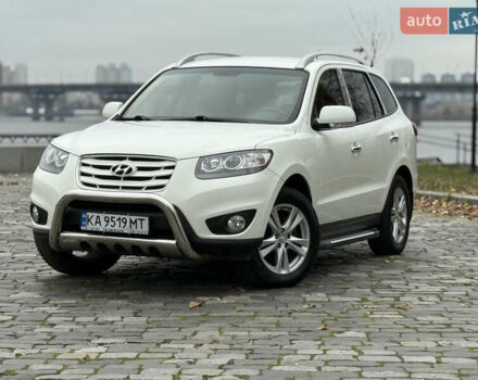 Білий Хендай Санта Фе, об'ємом двигуна 2.4 л та пробігом 98 тис. км за 13500 $, фото 1 на Automoto.ua