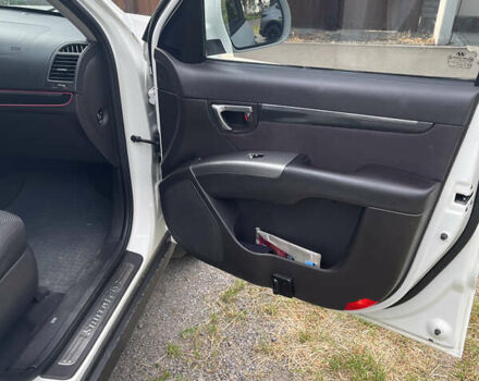 Хендай Санта Фе 2011 в Виннице на Automoto.ua Белый Хендай Санта Фе, объемом двигателя 2.2 л и пробегом 285 тыс. км за 13200 $, фото 10 на Automoto.ua