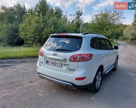 Білий Хендай Санта Фе, об'ємом двигуна 2.2 л та пробігом 237 тис. км за 12100 $, фото 2 на Automoto.ua