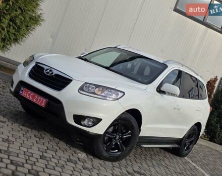 Белый Хендай Санта Фе, объемом двигателя 2.2 л и пробегом 211 тыс. км за 13850 $, фото 6 на Automoto.ua