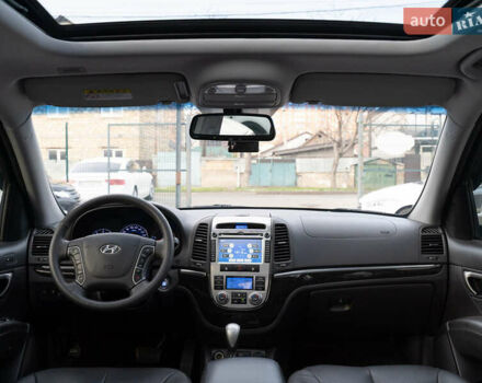 Білий Хендай Санта Фе, об'ємом двигуна 2 л та пробігом 174 тис. км за 13600 $, фото 10 на Automoto.ua