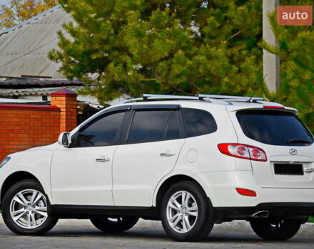 Білий Хендай Санта Фе, об'ємом двигуна 2.4 л та пробігом 127 тис. км за 12200 $, фото 1 на Automoto.ua