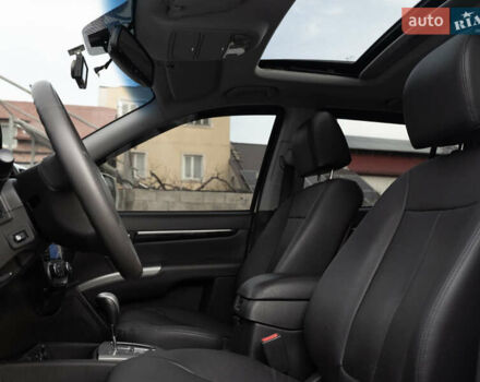 Білий Хендай Санта Фе, об'ємом двигуна 2 л та пробігом 174 тис. км за 13600 $, фото 17 на Automoto.ua