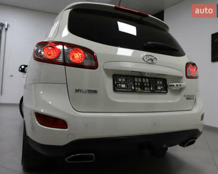 Белый Хендай Санта Фе, объемом двигателя 2.2 л и пробегом 245 тыс. км за 14900 $, фото 36 на Automoto.ua