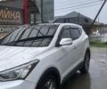 Белый Хендай Санта Фе, объемом двигателя 2 л и пробегом 267 тыс. км за 12500 $, фото 1 на Automoto.ua