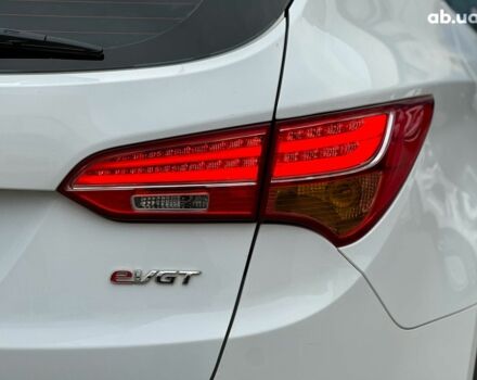 Білий Хендай Санта Фе, об'ємом двигуна 2 л та пробігом 209 тис. км за 14980 $, фото 10 на Automoto.ua