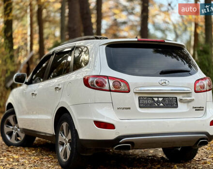 Белый Хендай Санта Фе, объемом двигателя 2.2 л и пробегом 218 тыс. км за 12450 $, фото 25 на Automoto.ua