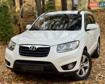 Белый Хендай Санта Фе, объемом двигателя 2.2 л и пробегом 218 тыс. км за 12450 $, фото 5 на Automoto.ua
