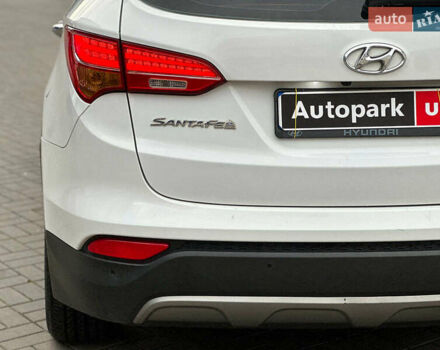 Білий Хендай Санта Фе, об'ємом двигуна 2 л та пробігом 209 тис. км за 14980 $, фото 9 на Automoto.ua