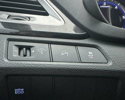 Белый Хендай Санта Фе, объемом двигателя 2.2 л и пробегом 120 тыс. км за 16500 $, фото 15 на Automoto.ua