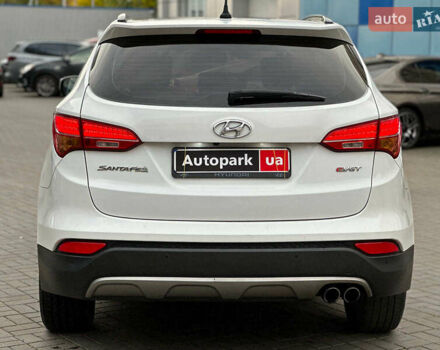 Білий Хендай Санта Фе, об'ємом двигуна 2 л та пробігом 209 тис. км за 14980 $, фото 5 на Automoto.ua