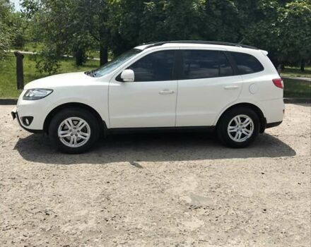 Белый Хендай Санта Фе, объемом двигателя 2.2 л и пробегом 109 тыс. км за 14300 $, фото 3 на Automoto.ua