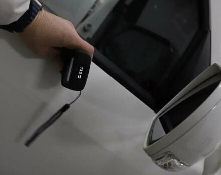 Белый Хендай Санта Фе, объемом двигателя 2.2 л и пробегом 245 тыс. км за 14900 $, фото 105 на Automoto.ua