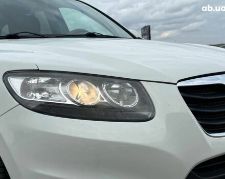 Хендай Санта Фе 2012 в Львове на Automoto.ua Белый Хендай Санта Фе, объемом двигателя 2.2 л и пробегом 218 тыс. км за 11590 $, фото 12 на Automoto.ua