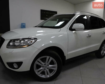 Белый Хендай Санта Фе, объемом двигателя 2.2 л и пробегом 245 тыс. км за 14900 $, фото 12 на Automoto.ua