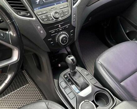 Белый Хендай Санта Фе, объемом двигателя 2 л и пробегом 255 тыс. км за 16000 $, фото 13 на Automoto.ua