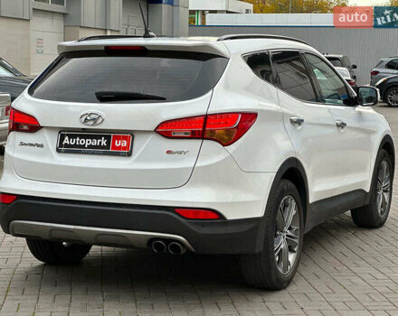 Білий Хендай Санта Фе, об'ємом двигуна 2 л та пробігом 209 тис. км за 14980 $, фото 7 на Automoto.ua