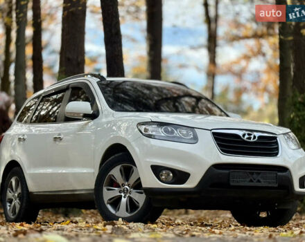 Белый Хендай Санта Фе, объемом двигателя 2.2 л и пробегом 218 тыс. км за 12450 $, фото 4 на Automoto.ua