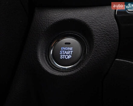 Білий Хендай Санта Фе, об'ємом двигуна 2 л та пробігом 174 тис. км за 13600 $, фото 25 на Automoto.ua